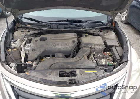 2015 Nissan Altima 2.5 Sv z USA, uszkodzony, nr VIN 1N4AL3AP2FC588263